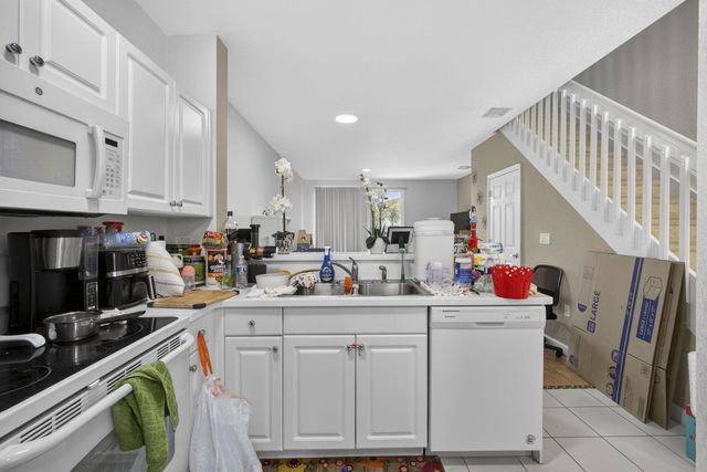 4147 Napoli Lake Drive, Riviera Beach, FL 33410