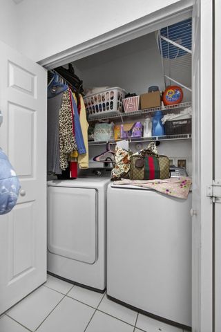 4147 Napoli Lake Drive, Riviera Beach, FL 33410