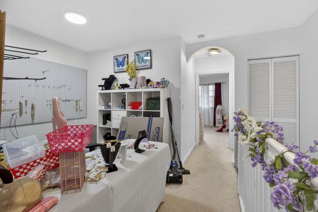 4147 Napoli Lake Drive, Riviera Beach, FL 33410