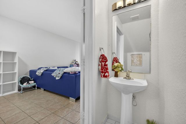 4147 Napoli Lake Drive, Riviera Beach, FL 33410