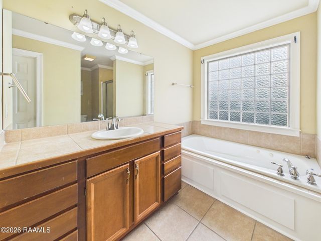 108 Portsmouth Drive, Broussard, LA 70518