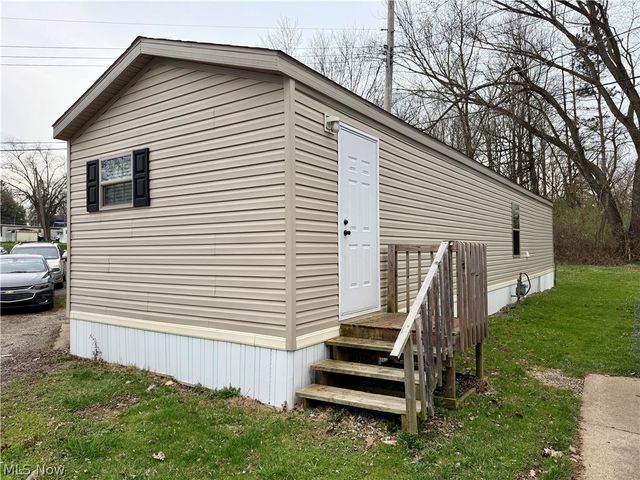 2606 Lincoln Way W 61, Massillon, OH 44647
