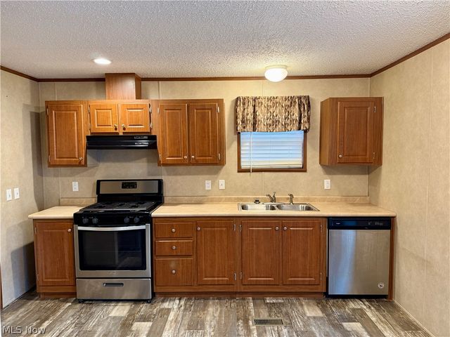 2606 Lincoln Way W 61, Massillon, OH 44647