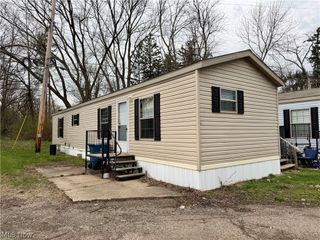 2606 Lincoln Way W 61, Massillon, OH 44647