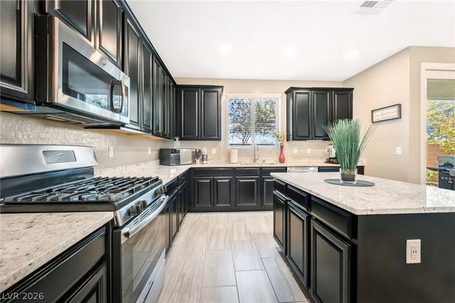 3220 Alpine Aster Avenue, Henderson, NV 89052