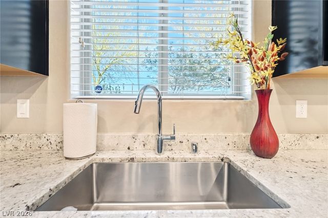 3220 Alpine Aster Avenue, Henderson, NV 89052