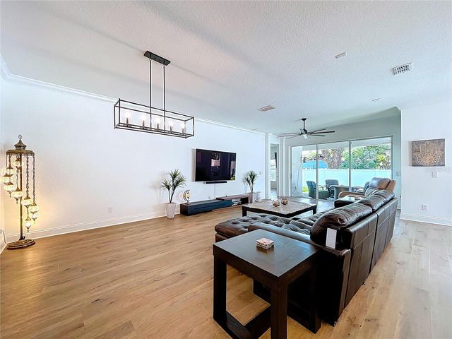 929 CLEARVIEW AVENUE, Lakeland, FL 33801