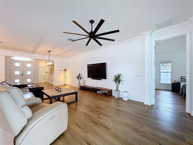 929 CLEARVIEW AVENUE, Lakeland, FL 33801