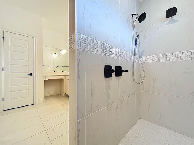 929 CLEARVIEW AVENUE, Lakeland, FL 33801