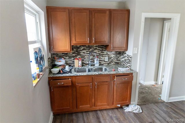 9911 Littlefield Street, Detroit, MI 48227