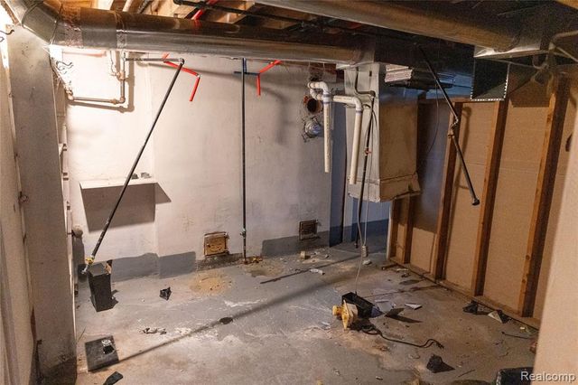 9911 Littlefield Street, Detroit, MI 48227