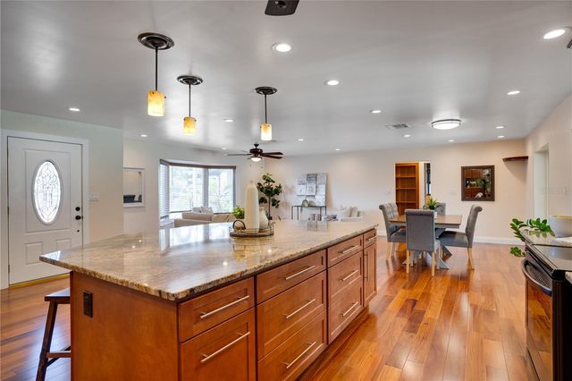 13254 87TH PLACE, Seminole, FL 33776
