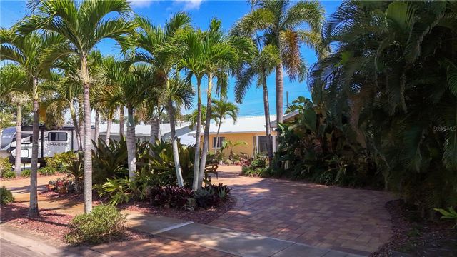 13254 87TH PLACE, Seminole, FL 33776