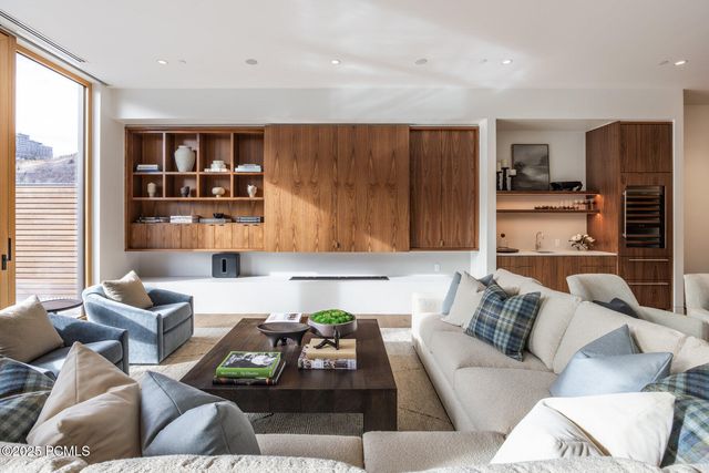 3267 W Deer Hollow Road 3403, Park City, UT 84060