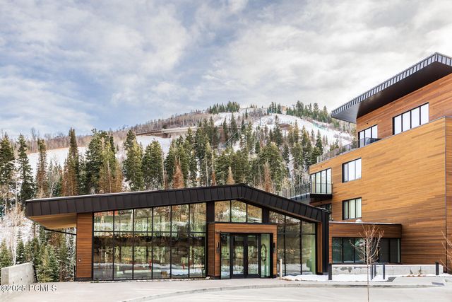 3267 W Deer Hollow Road 3403, Park City, UT 84060