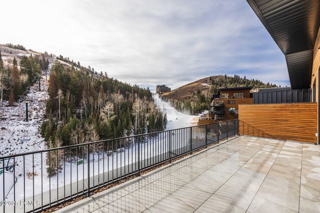 3267 W Deer Hollow Road 3403, Park City, UT 84060