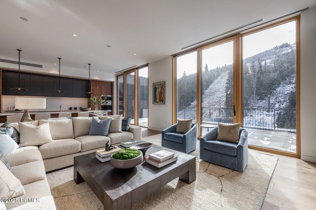 3267 W Deer Hollow Road 3403, Park City, UT 84060