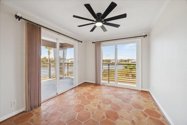 709 Gale Street 26, Seabrook, TX 77586