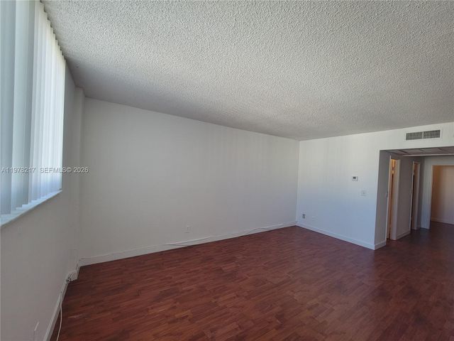 19380 Collins Ave 1402, Sunny Isles Beach, FL 33160