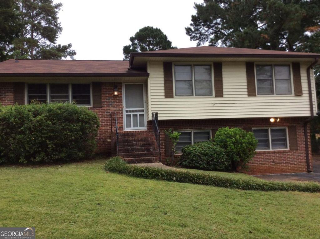 209 Decatur Street, Mcdonough, GA 30253