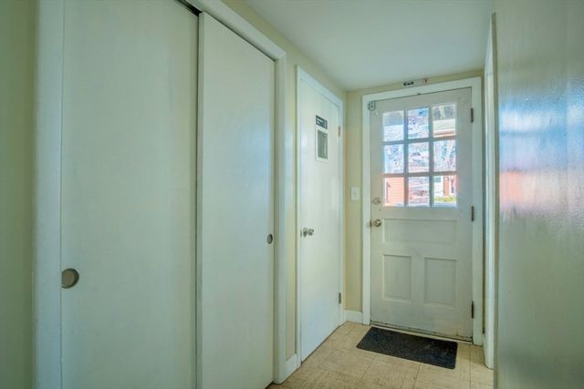 146 Burrill St, Swampscott, MA 01907