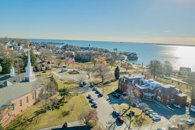 146 Burrill St, Swampscott, MA 01907