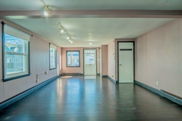 146 Burrill St, Swampscott, MA 01907