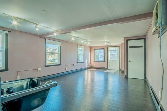 146 Burrill St, Swampscott, MA 01907