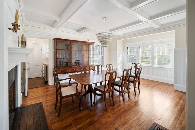 27 Everett Ave, Winchester, MA 01890