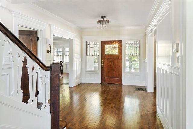 27 Everett Ave, Winchester, MA 01890