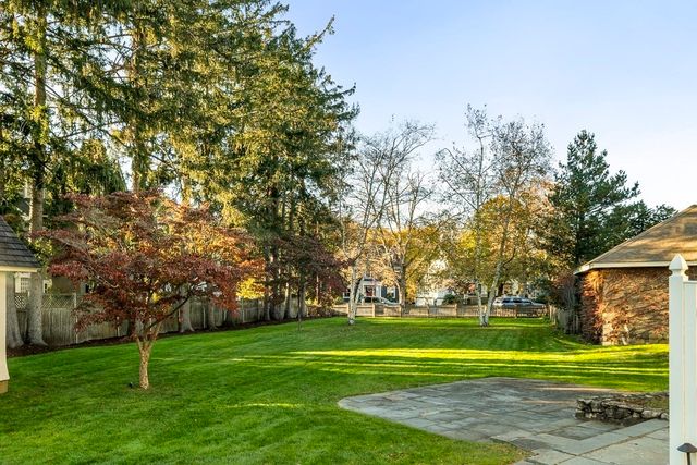 27 Everett Ave, Winchester, MA 01890