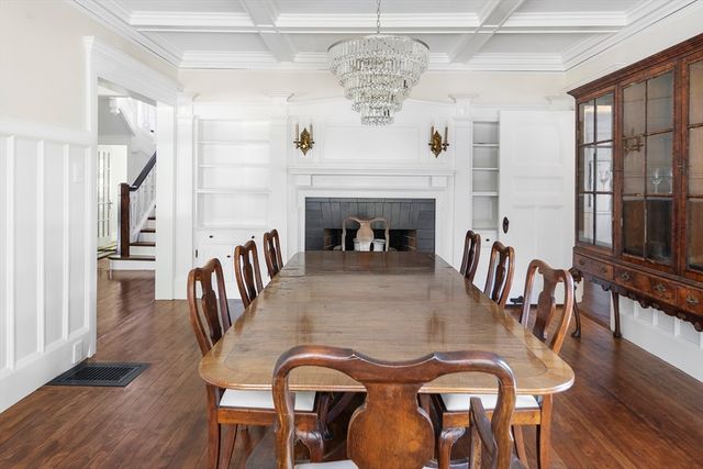 27 Everett Ave, Winchester, MA 01890