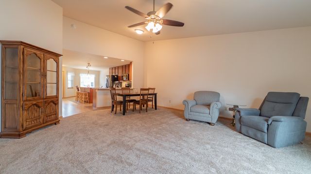 404 Pine Ridge Circle, Lowell, IN 46356