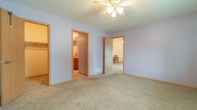 404 Pine Ridge Circle, Lowell, IN 46356