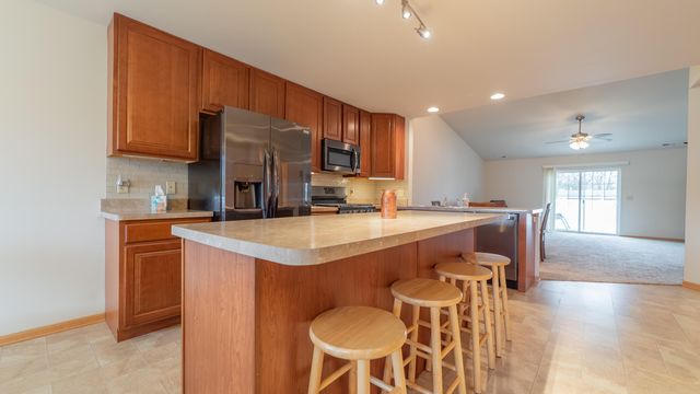 404 Pine Ridge Circle, Lowell, IN 46356