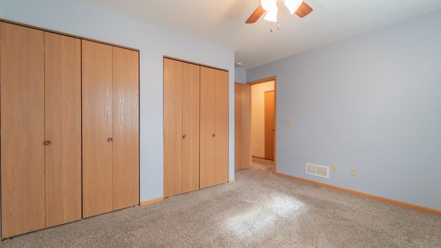 404 Pine Ridge Circle, Lowell, IN 46356