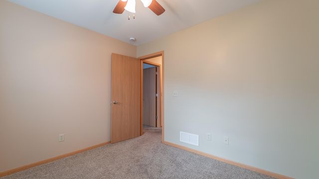 404 Pine Ridge Circle, Lowell, IN 46356