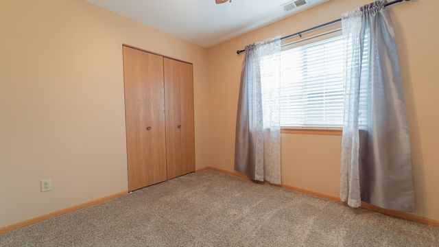 404 Pine Ridge Circle, Lowell, IN 46356