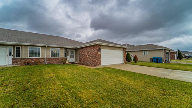 404 Pine Ridge Circle, Lowell, IN 46356