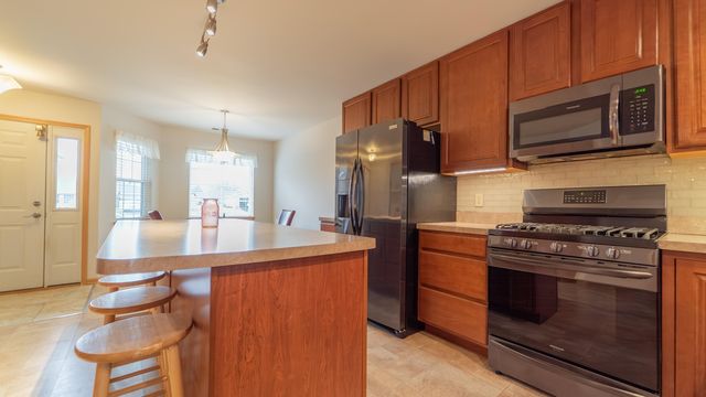 404 Pine Ridge Circle, Lowell, IN 46356