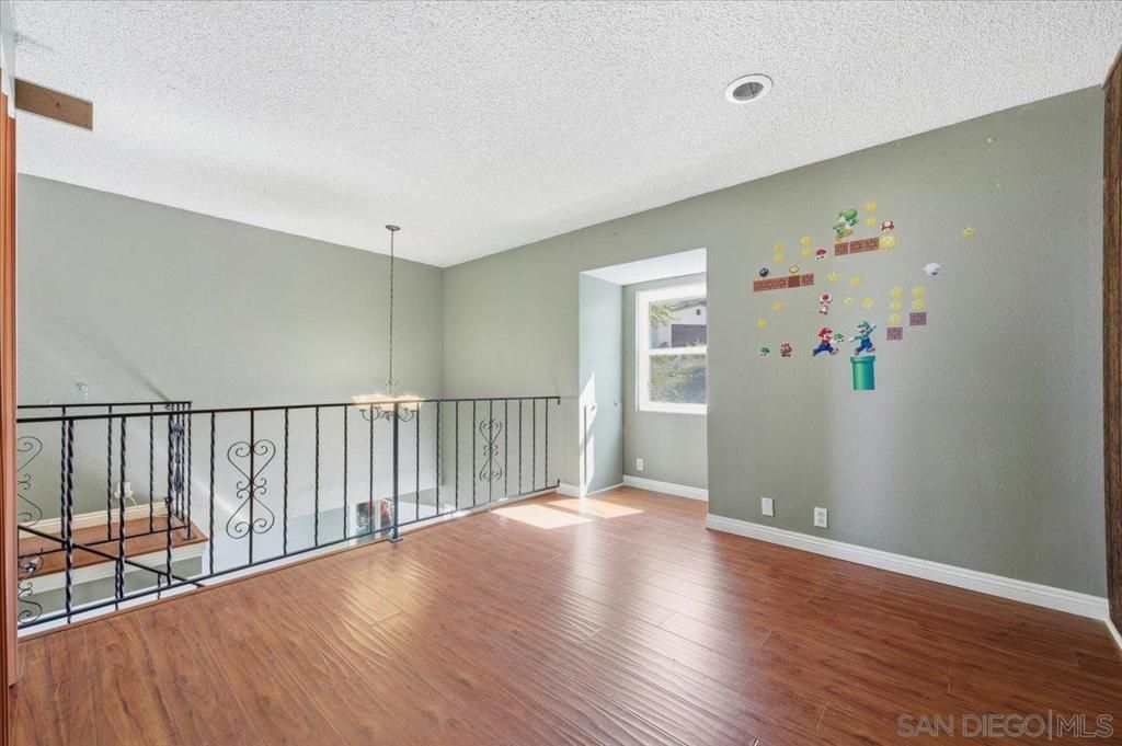 Image 13 of property listing at 11552 North Ln., Lakeside, CA 92040
