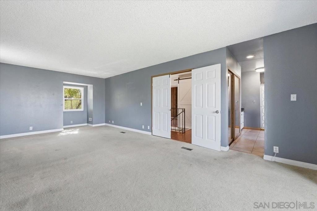 Image 19 of property listing at 11552 North Ln., Lakeside, CA 92040