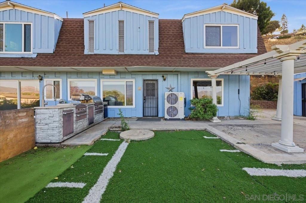 Image 25 of property listing at 11552 North Ln., Lakeside, CA 92040