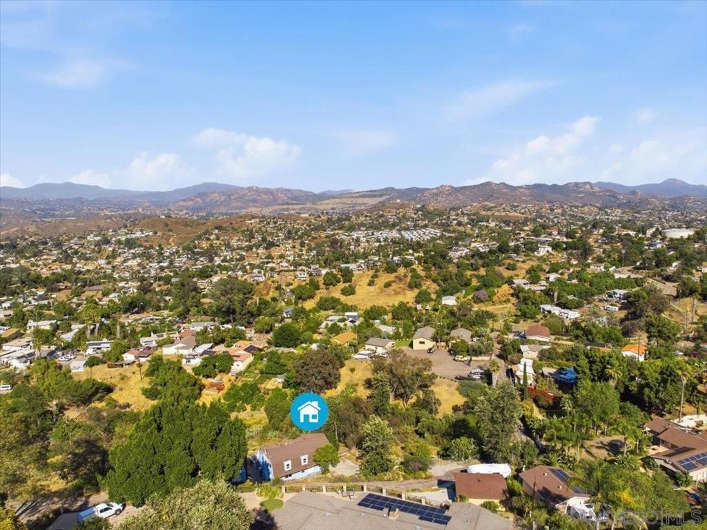 Image 31 of property listing at 11552 North Ln., Lakeside, CA 92040