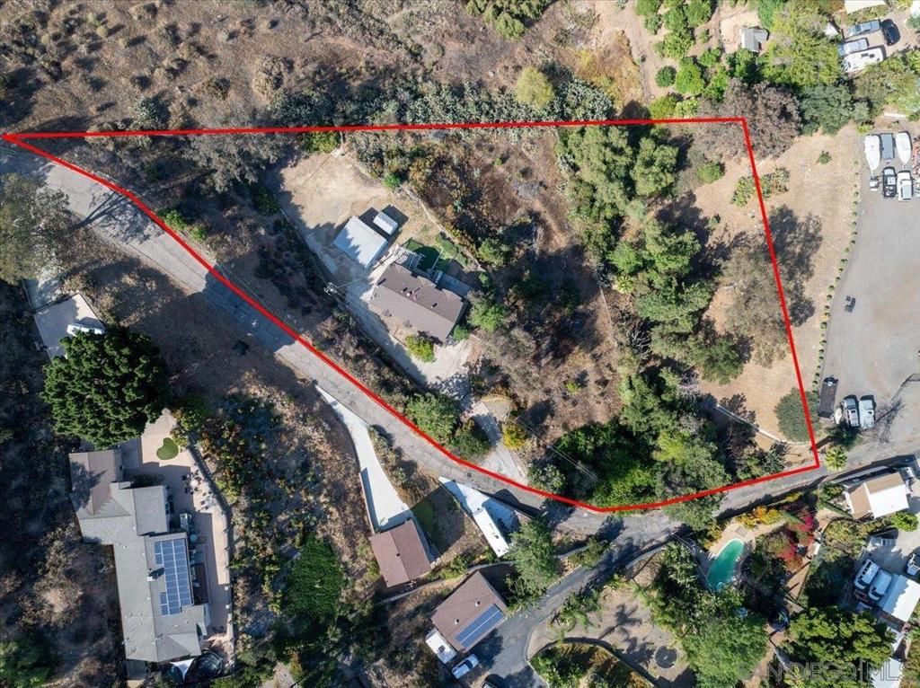 Image 34 of property listing at 11552 North Ln., Lakeside, CA 92040