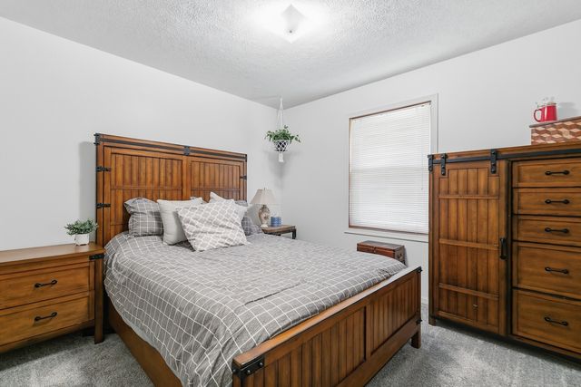 1608 W 4th Street, Coal Valley, IL 61240