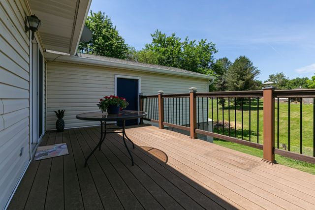 1608 W 4th Street, Coal Valley, IL 61240
