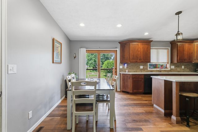 1608 W 4th Street, Coal Valley, IL 61240