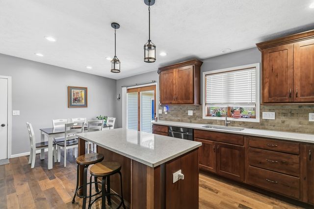 1608 W 4th Street, Coal Valley, IL 61240