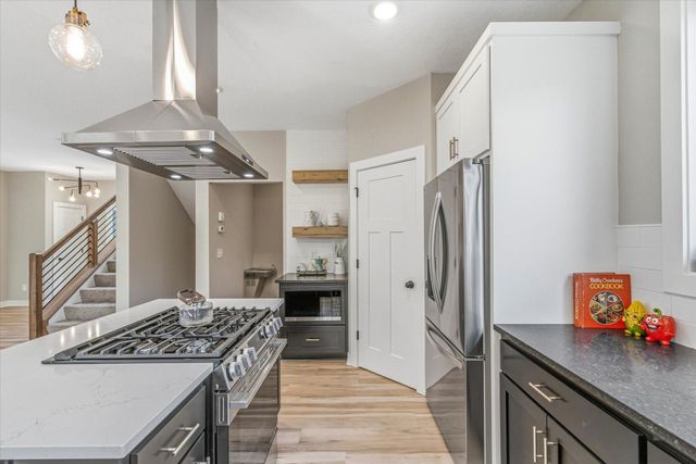 15939 Shadyview Lane N, Dayton, MN 55327